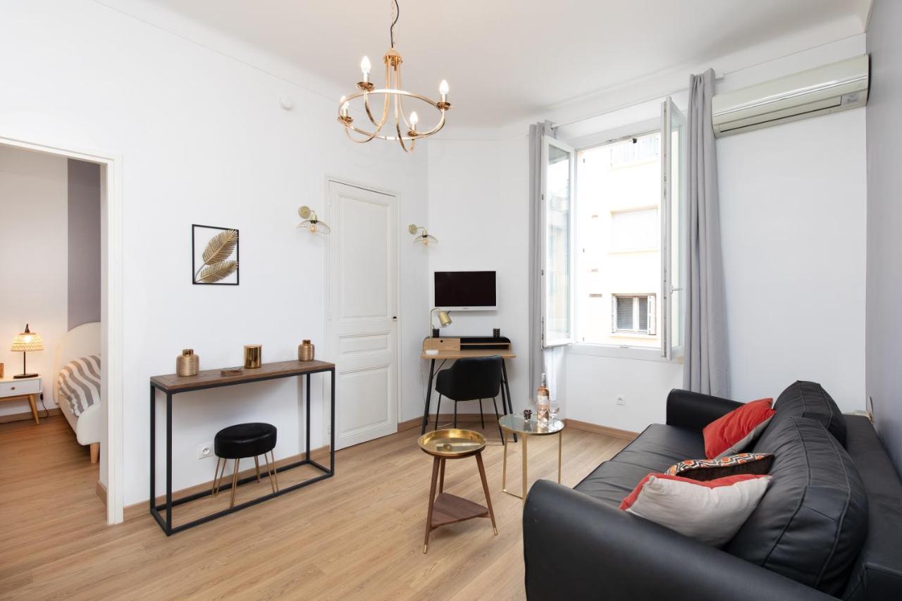 2 Rooms Apartment, Near The Sea And Local Market Канны Экстерьер фото